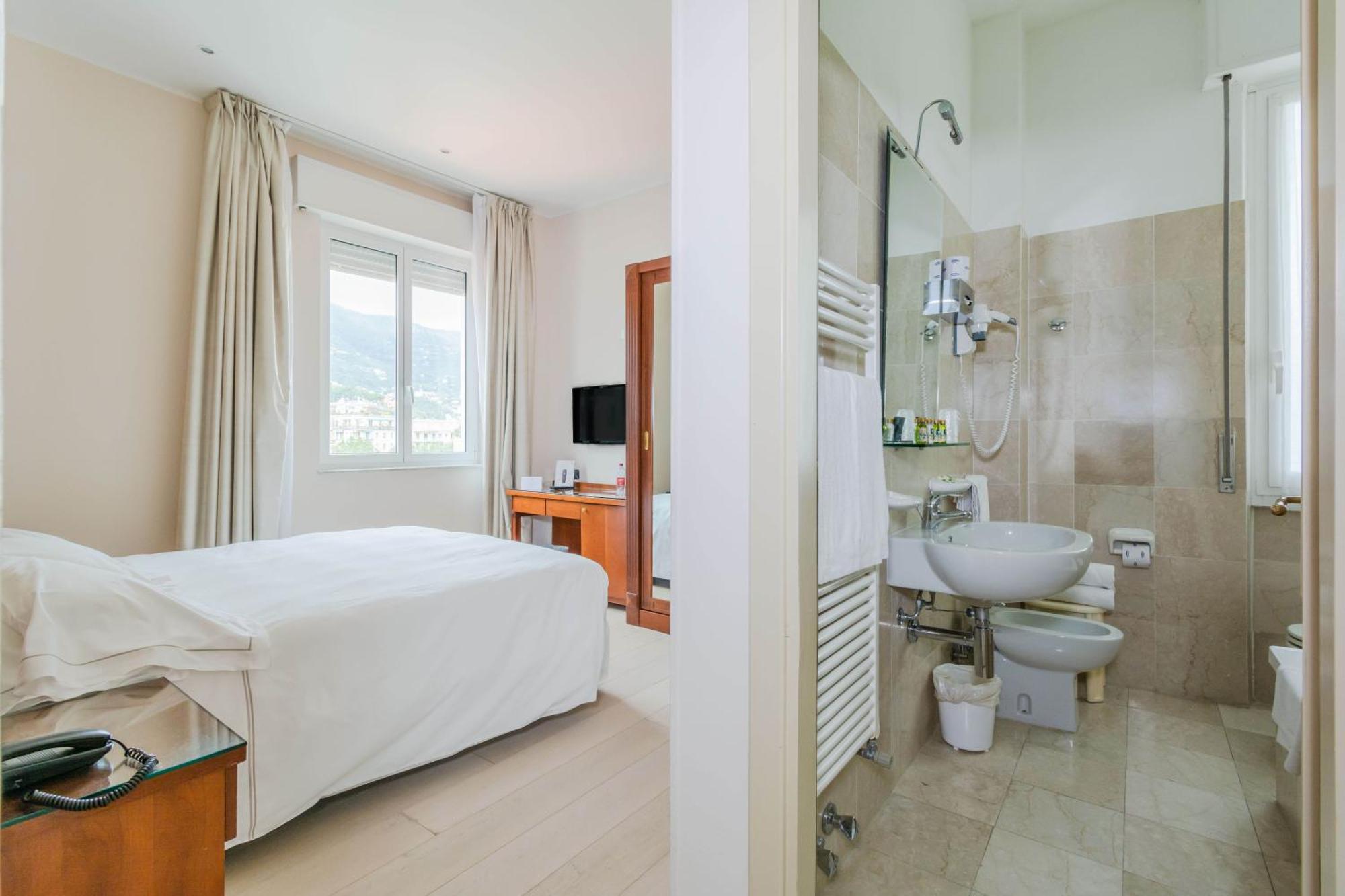 Hotiday Room Collection - Mediterranee Alassio Ngoại thất bức ảnh